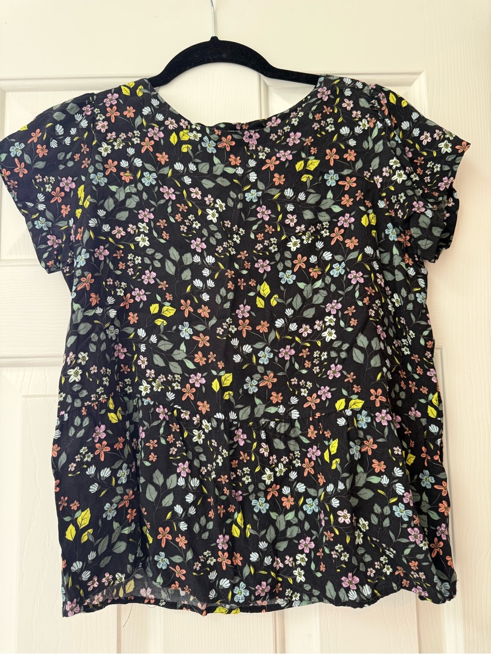 LOFT Black Floral Short-Sleeve Peplum Blouse